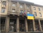 Municipio bandiera a mezz'asta